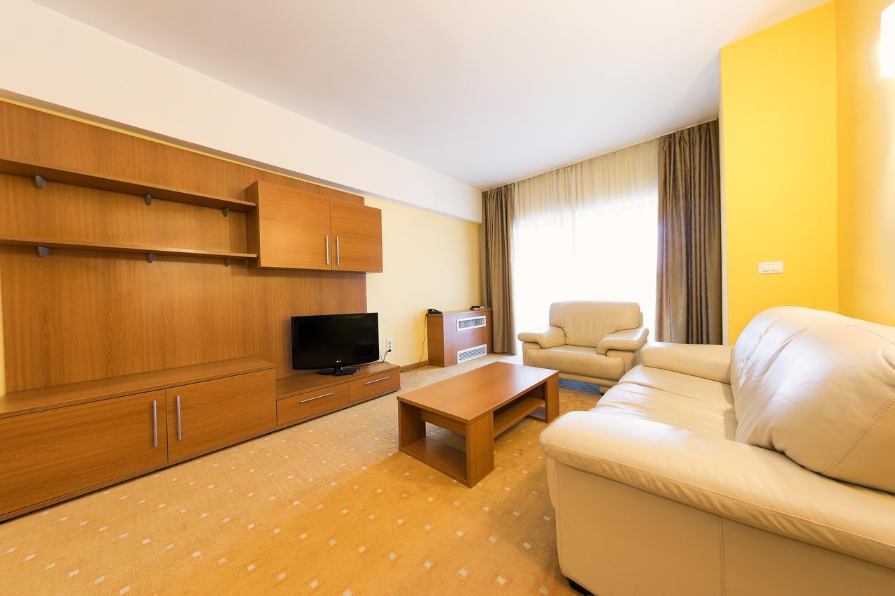 Hotel Parc Alba Iulia Esterno foto